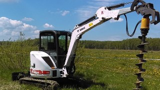 Аренда экскаватора погрузчика с ямобуром в Раменское цена от 1552 руб